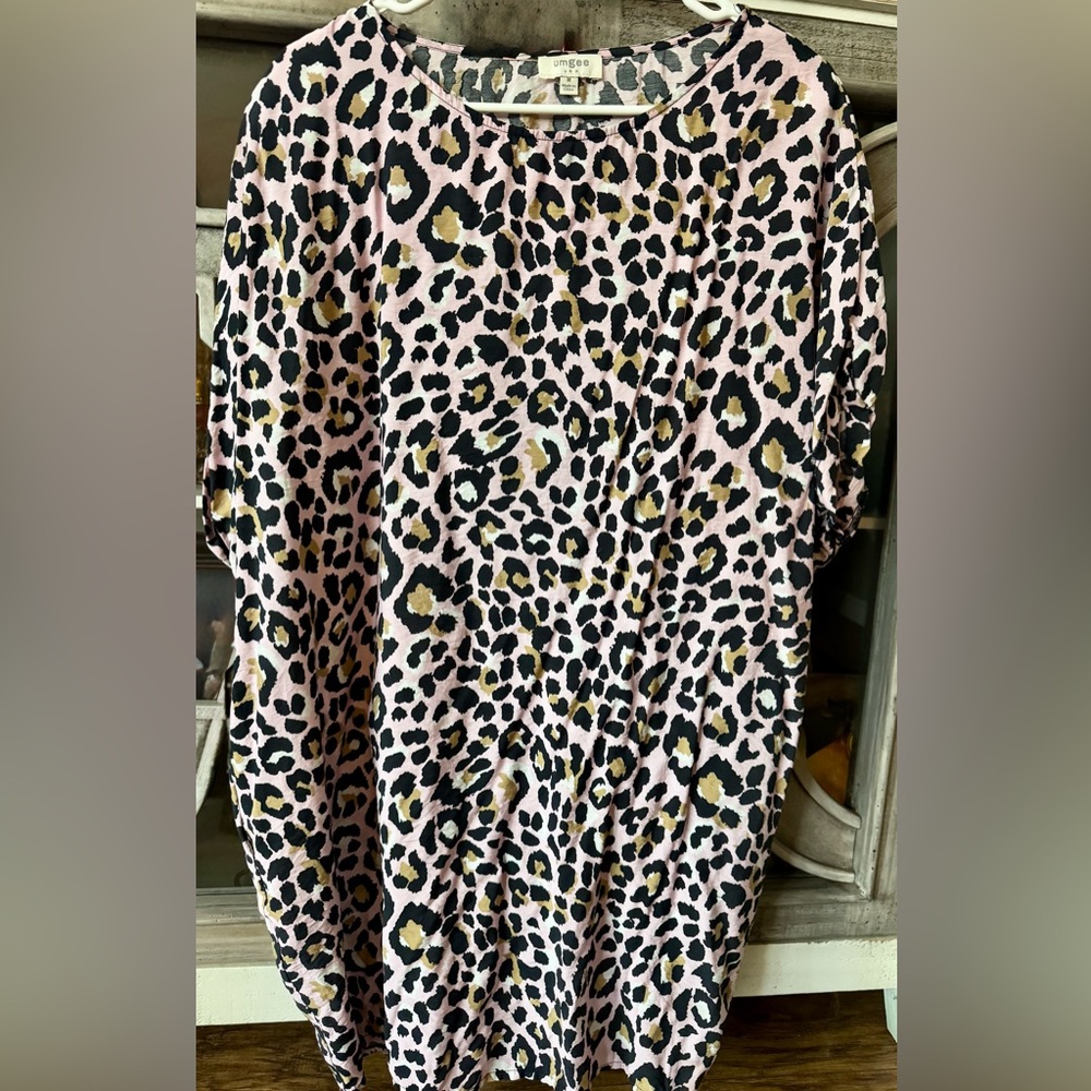 Pink leopard dress - Picture 2 of 4